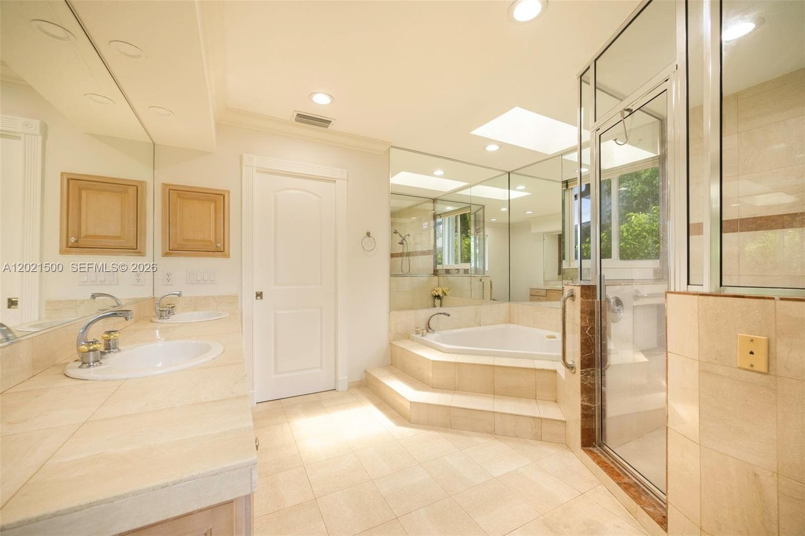 7400 SW 170th Ter, Palmetto Bay FL 33157 — 23