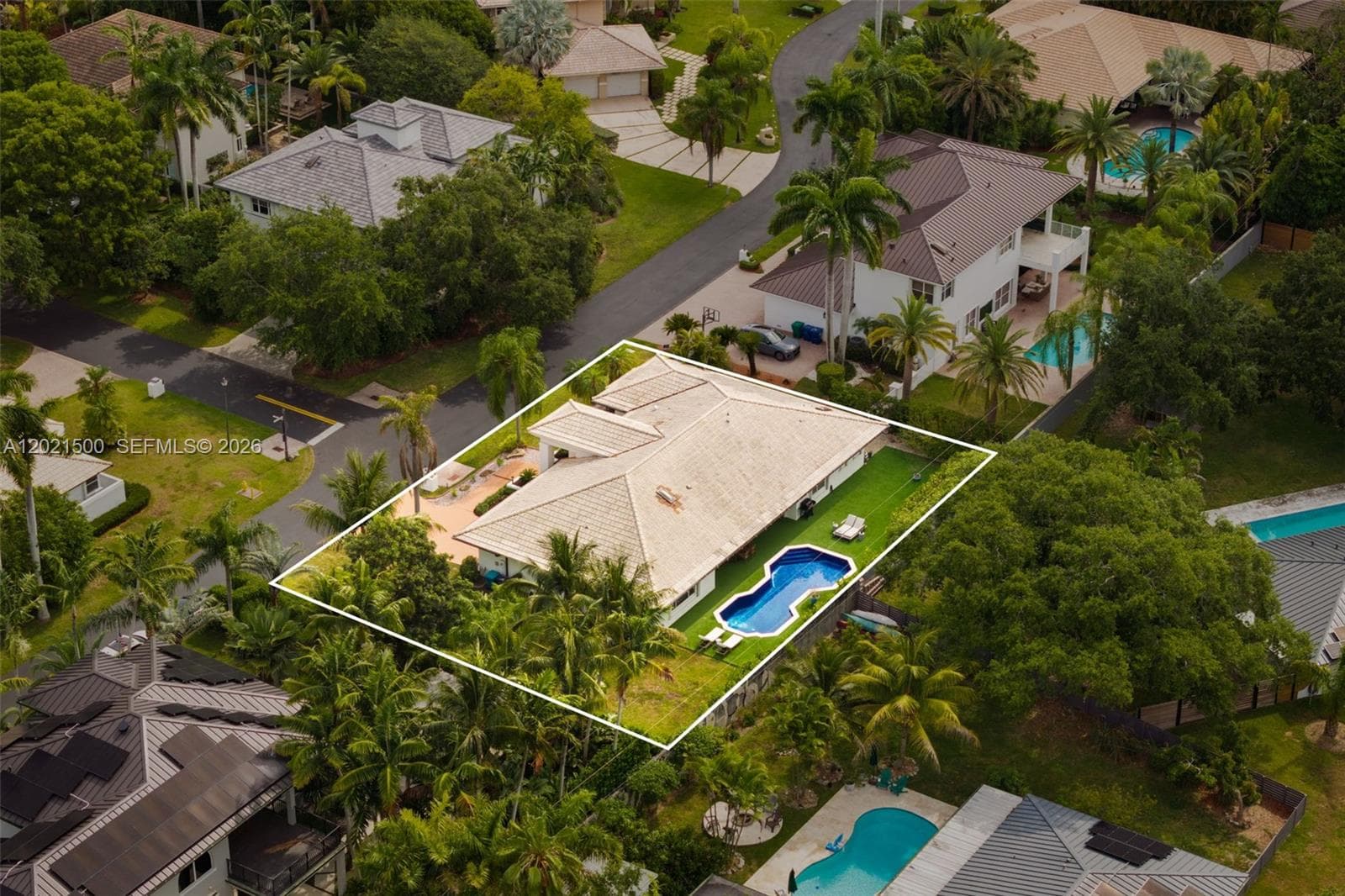 7400 SW 170th Ter, Palmetto Bay FL 33157 — 34