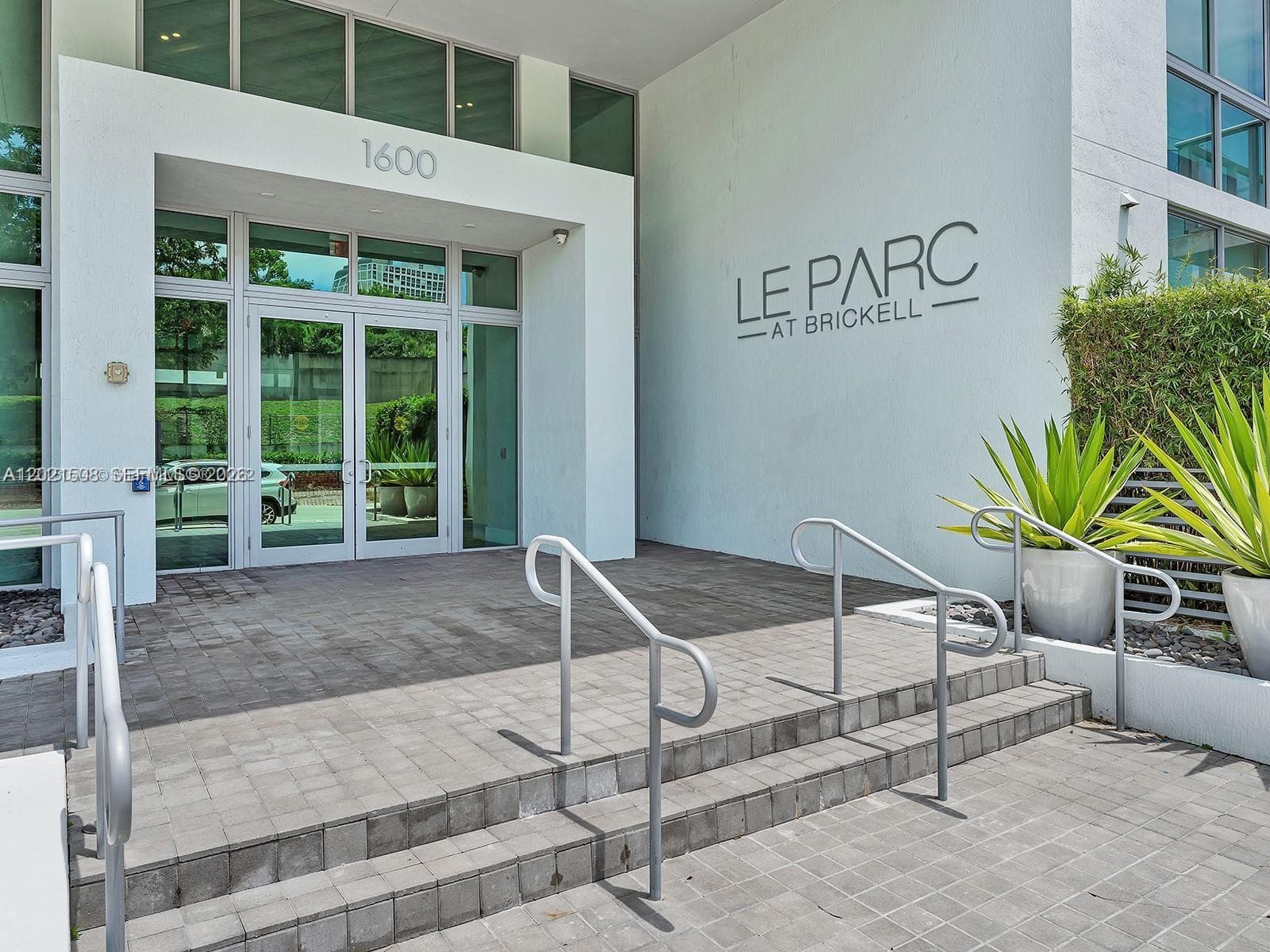 1600 SW 1 AVE # 515, Miami FL 33129 — 2