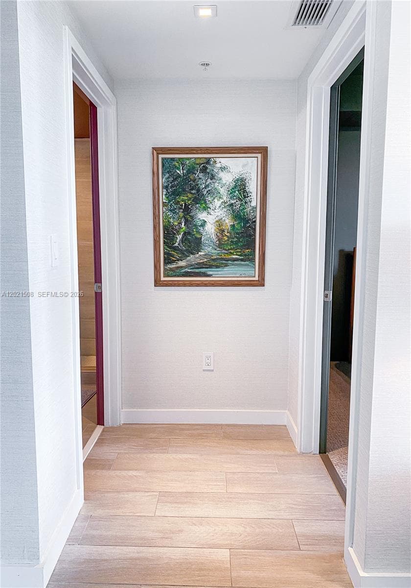 1600 SW 1 AVE # 515, Miami FL 33129 — 22