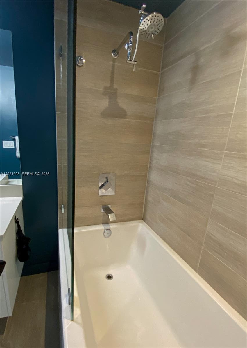1600 SW 1 AVE # 515, Miami FL 33129 — 19