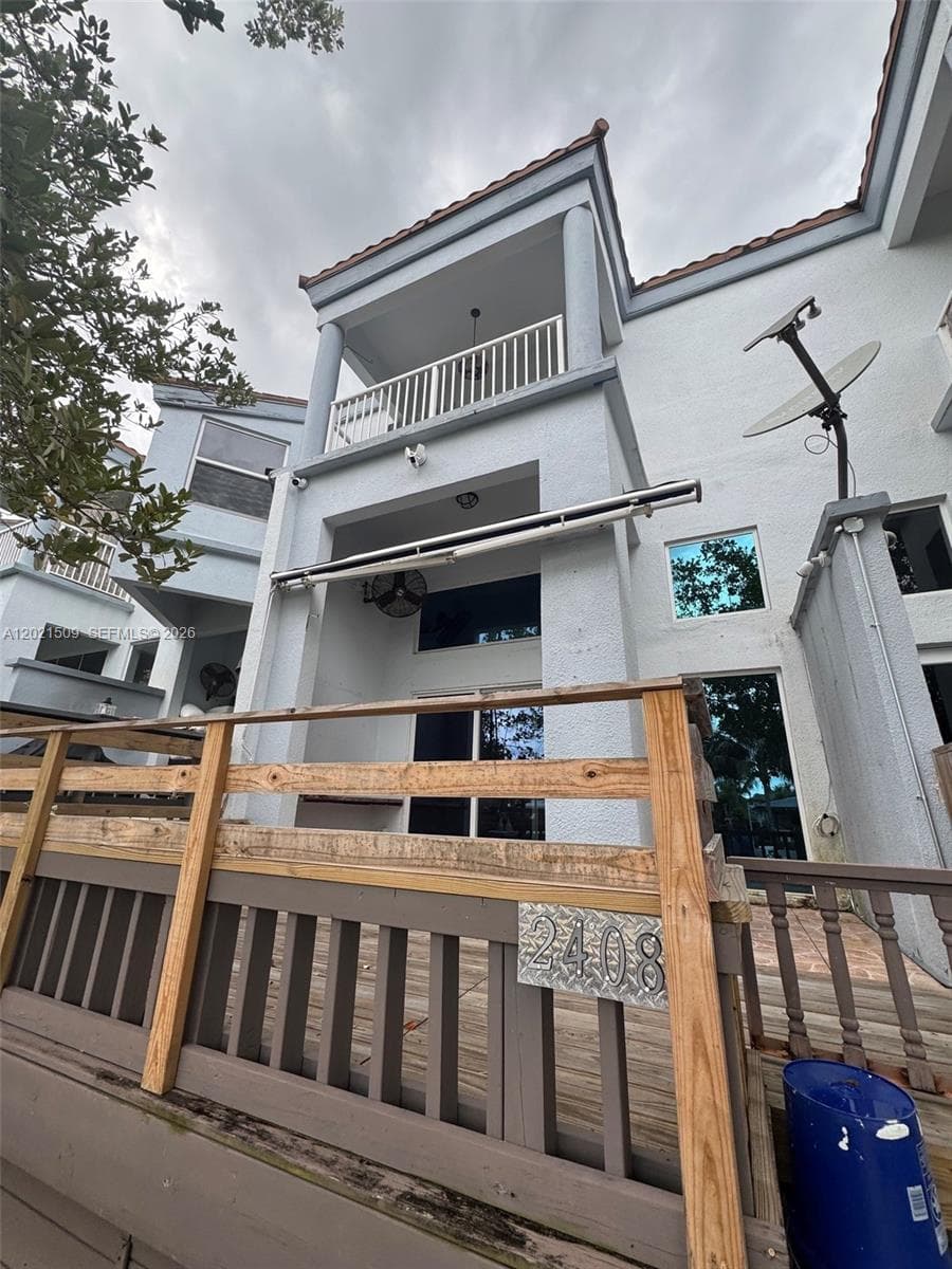 2408 NE 135th St # 2408, North Miami FL 33181 — 8