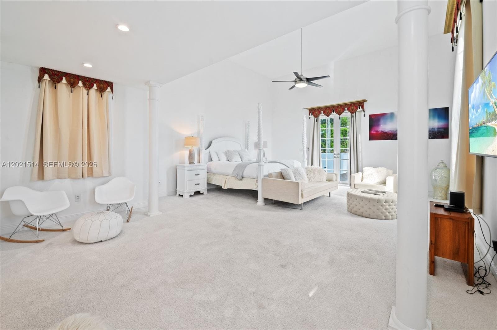 2501 Pine Tree Dr, Miami Beach FL 33140 — 27