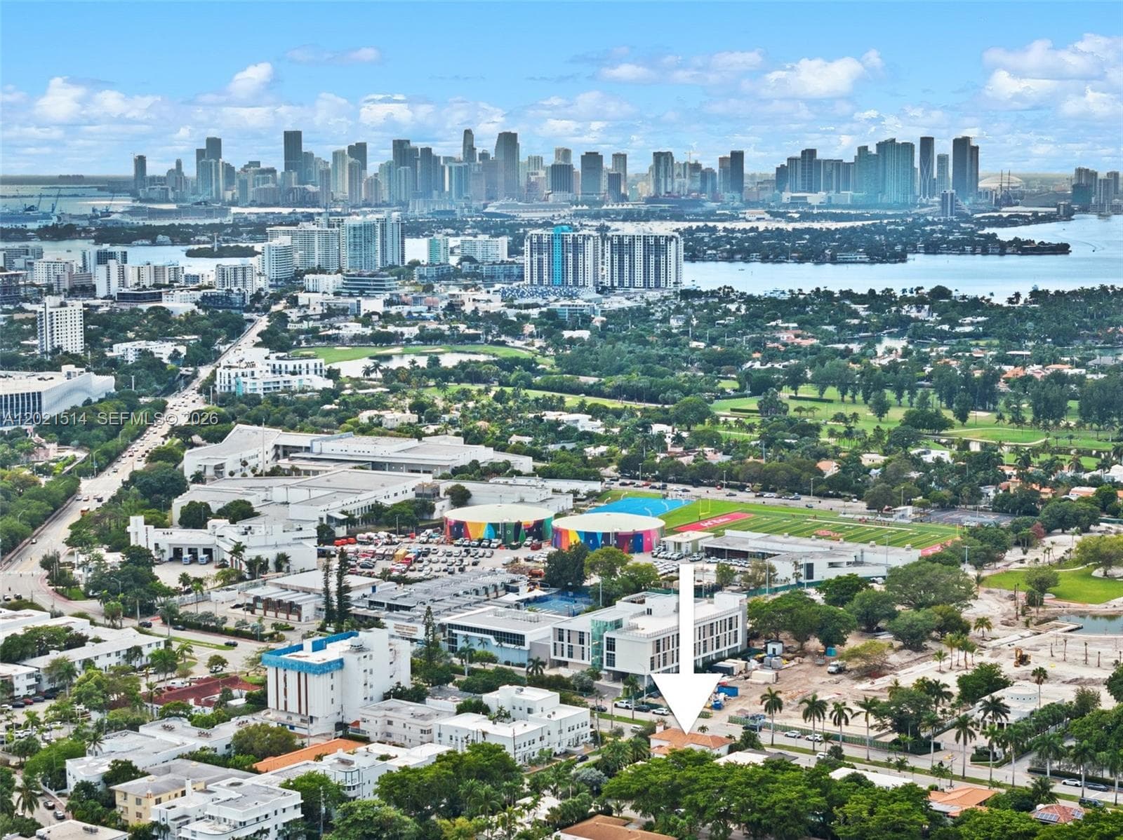 2501 Pine Tree Dr, Miami Beach FL 33140 — 54