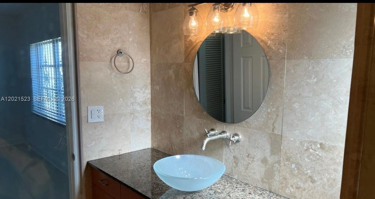 9159 SW 77th Ave # 101, Miami FL 33156 — 5