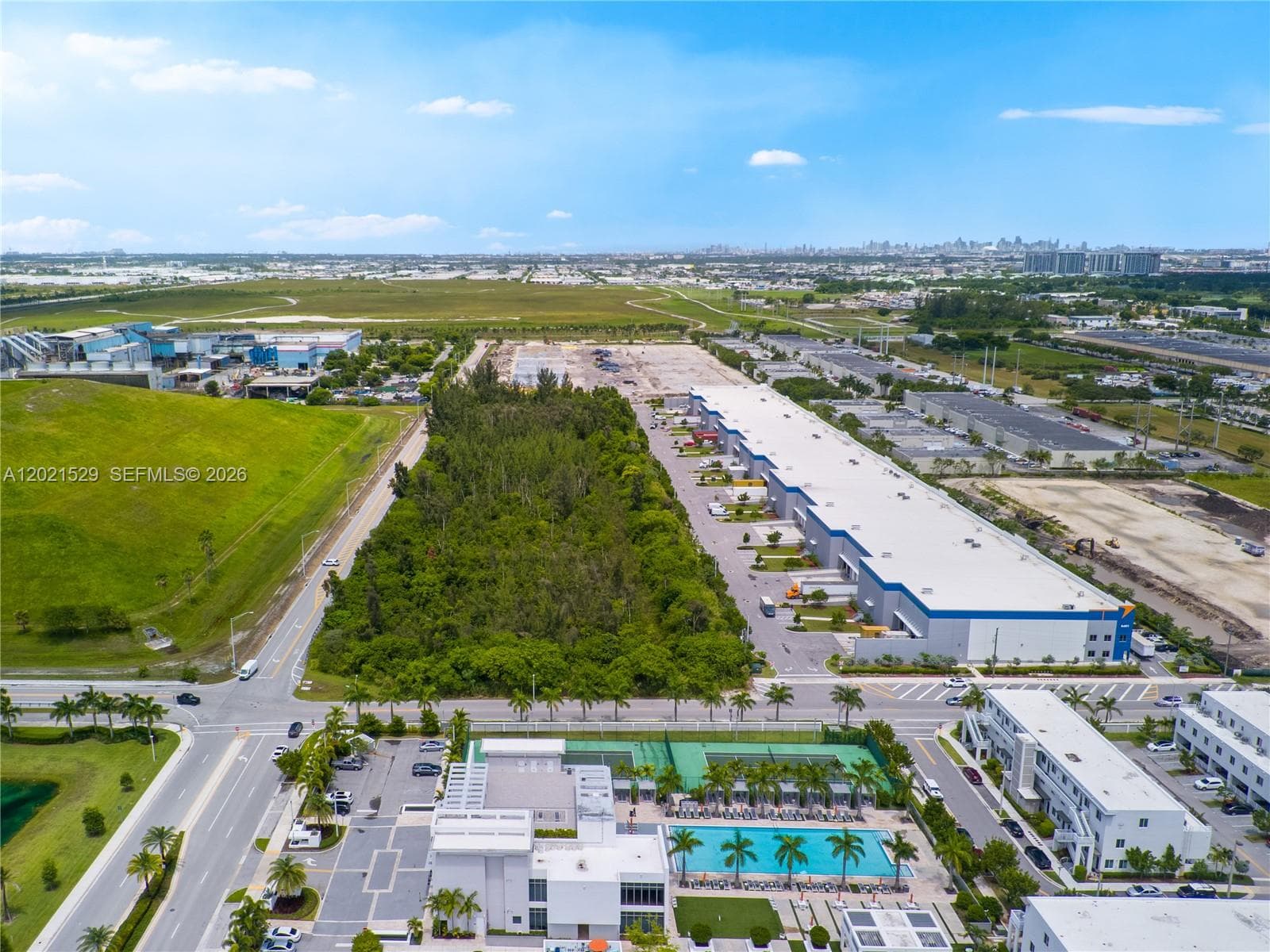 6400 NW 105th Pl, Doral FL 33178 — 52