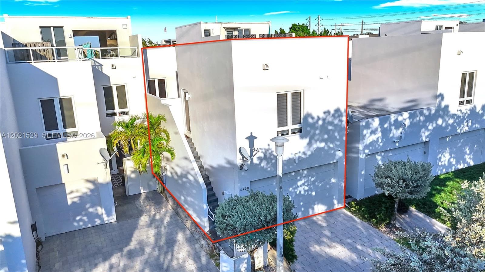 6400 NW 105th Pl, Doral FL 33178 — 36
