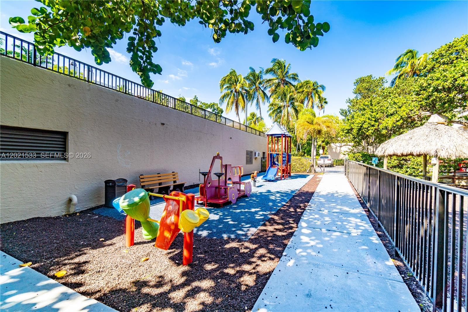 141 Crandon Blvd # 331, Key Biscayne FL 33149 — 16