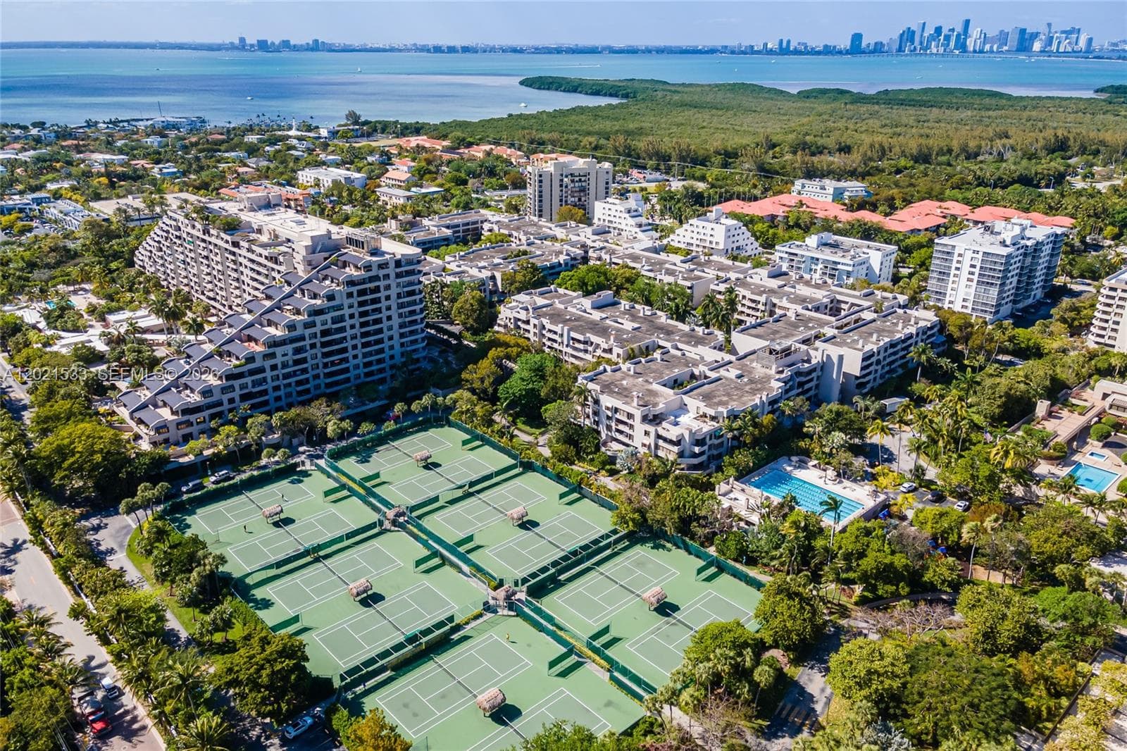 141 Crandon Blvd # 331, Key Biscayne FL 33149 — 22