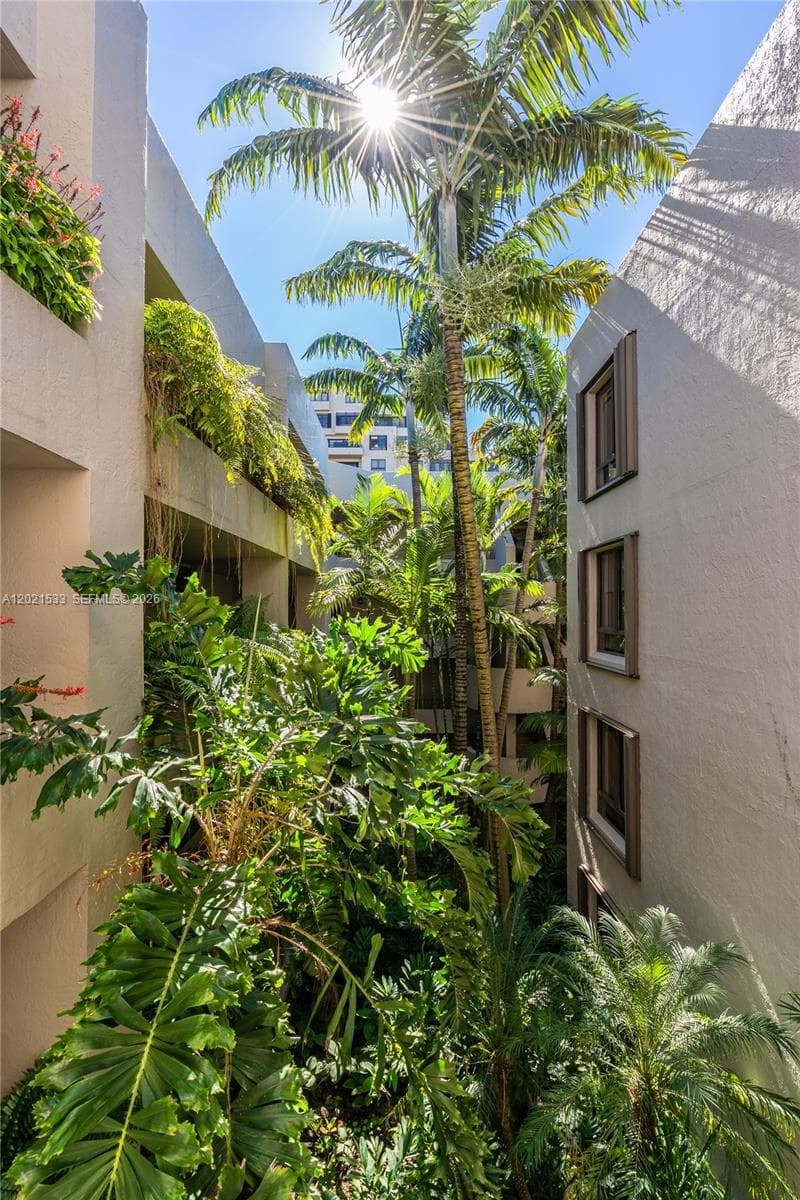 141 Crandon Blvd # 331, Key Biscayne FL 33149 — 20