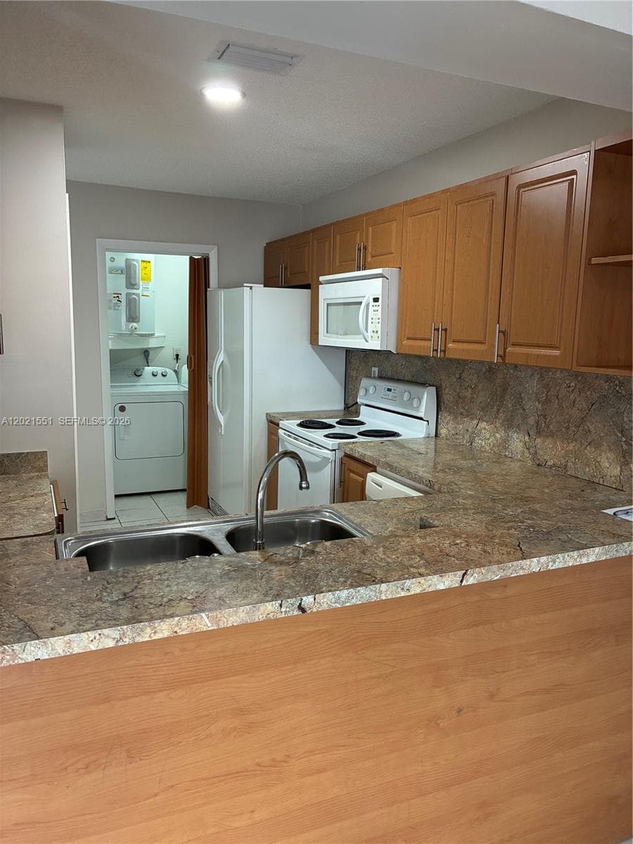 10881 SW 24th Ter # 10881, Miami FL 33165 — 6