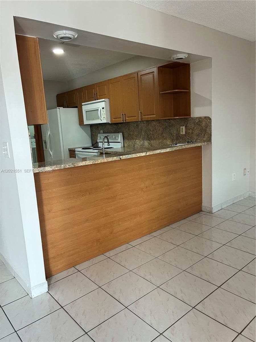 10881 SW 24th Ter # 10881, Miami FL 33165 — 5