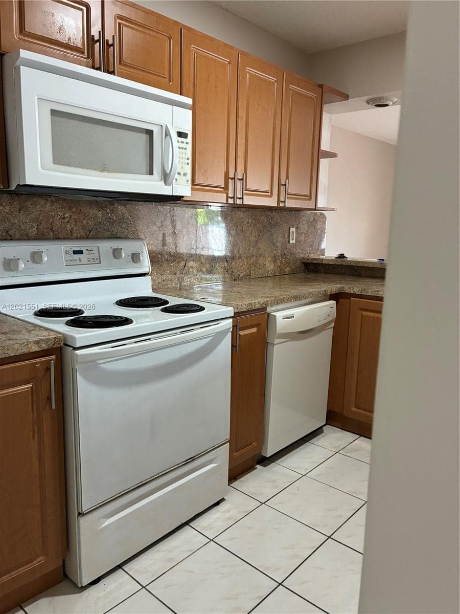 10881 SW 24th Ter # 10881, Miami FL 33165 — 4