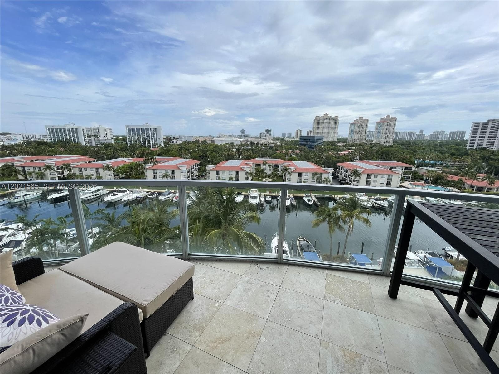 3029 NE 188th St # 819, Aventura FL 33180 — 27