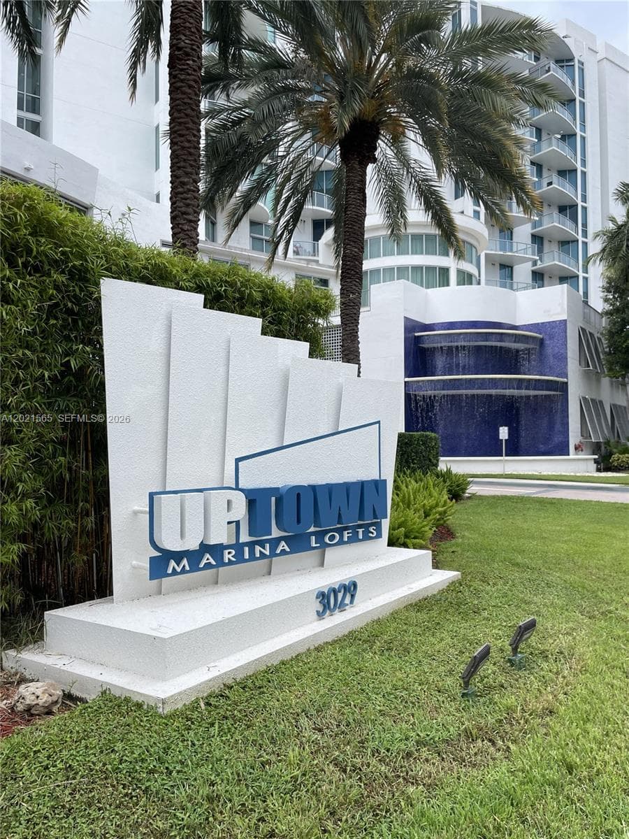 3029 NE 188th St # 819, Aventura FL 33180 — 3