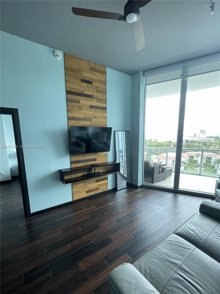 3029 NE 188th St # 819, Aventura FL 33180 — 14