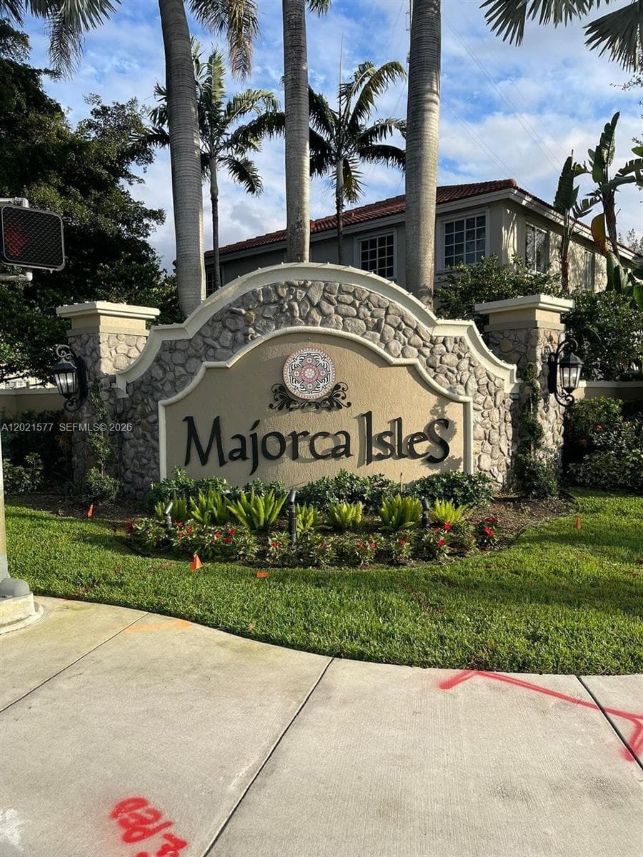 21205 NW 14th Pl # 19, Miami Gardens FL 33169 — 1