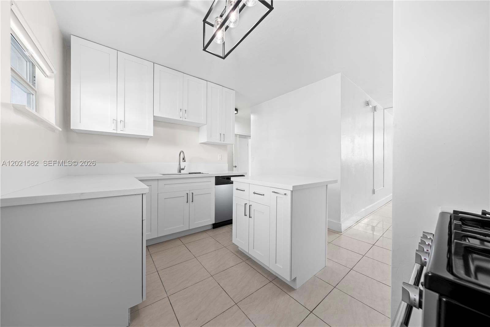 1300 Lincoln Rd # D204, Miami Beach FL 33139 — 2