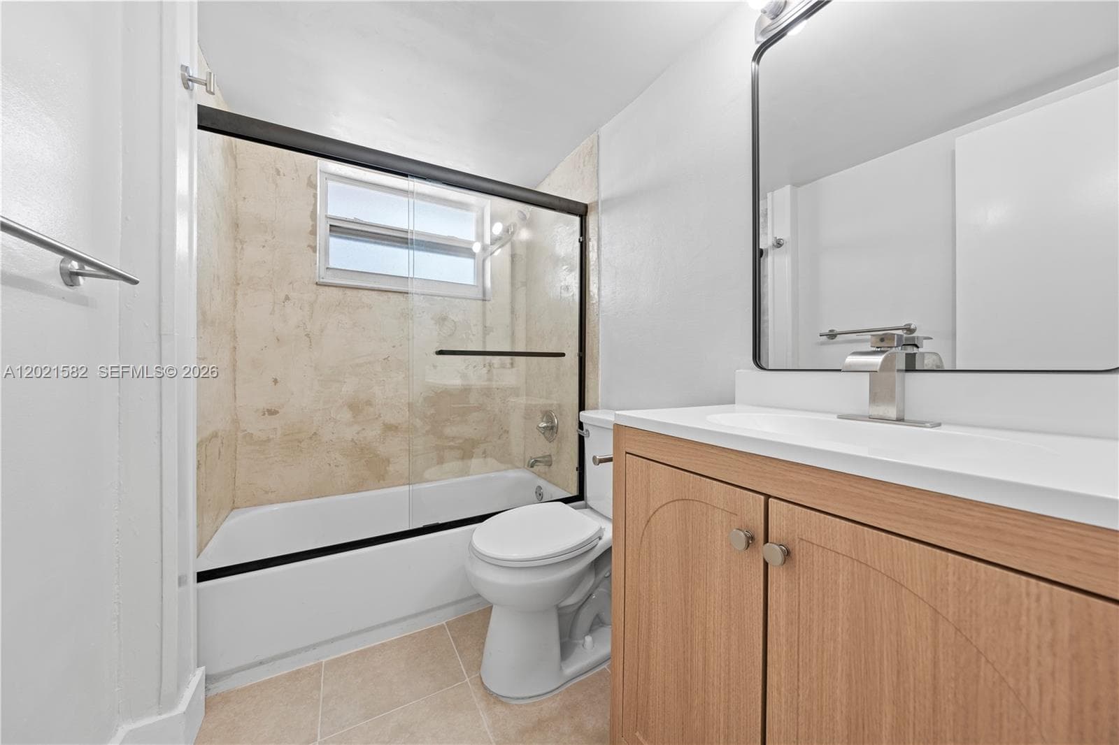 1300 Lincoln Rd # D204, Miami Beach FL 33139 — 15