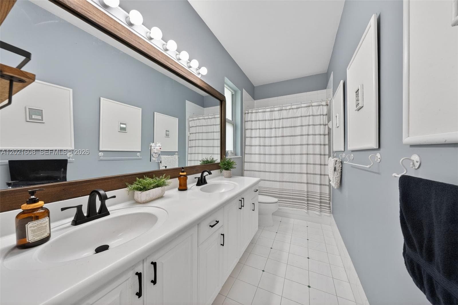 8204 SW 171st St, Palmetto Bay FL 33157 — 98
