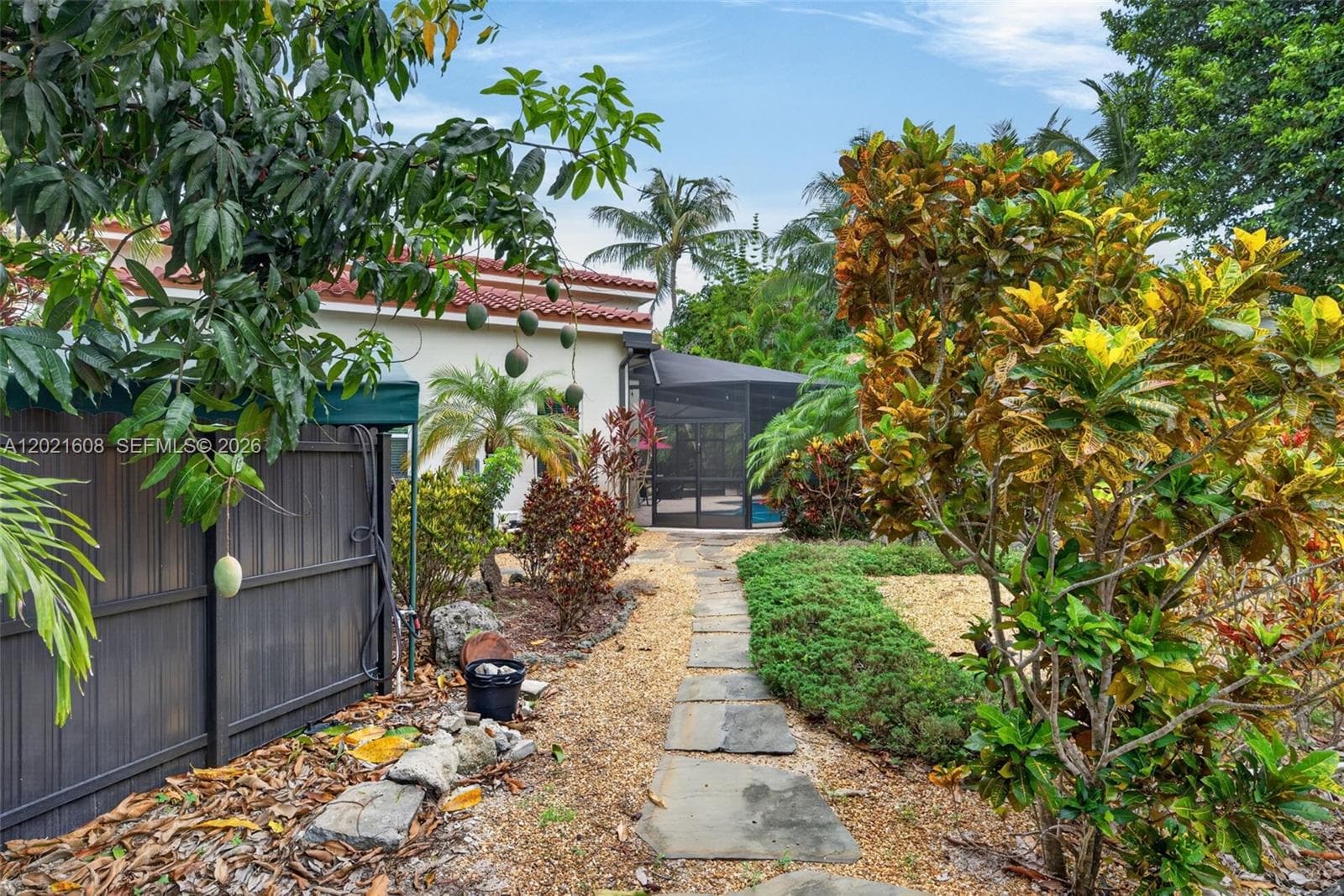 8204 SW 171st St, Palmetto Bay FL 33157 — 106