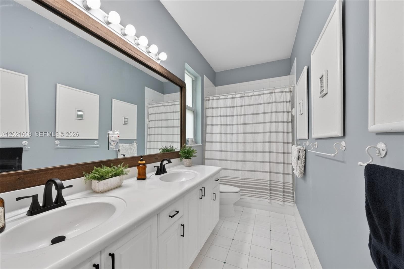 8204 SW 171st St, Palmetto Bay FL 33157 — 48