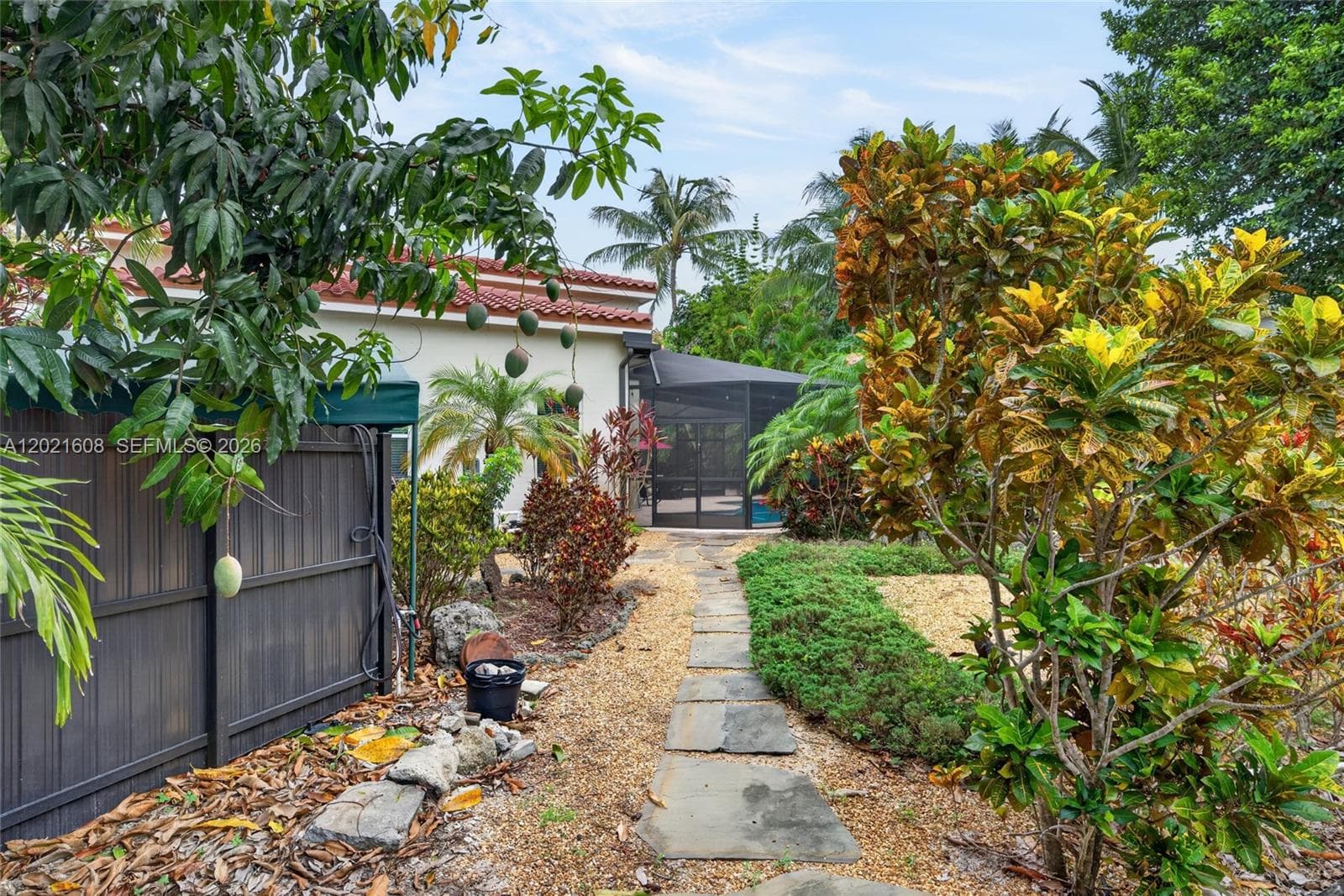 8204 SW 171st St, Palmetto Bay FL 33157 — 60
