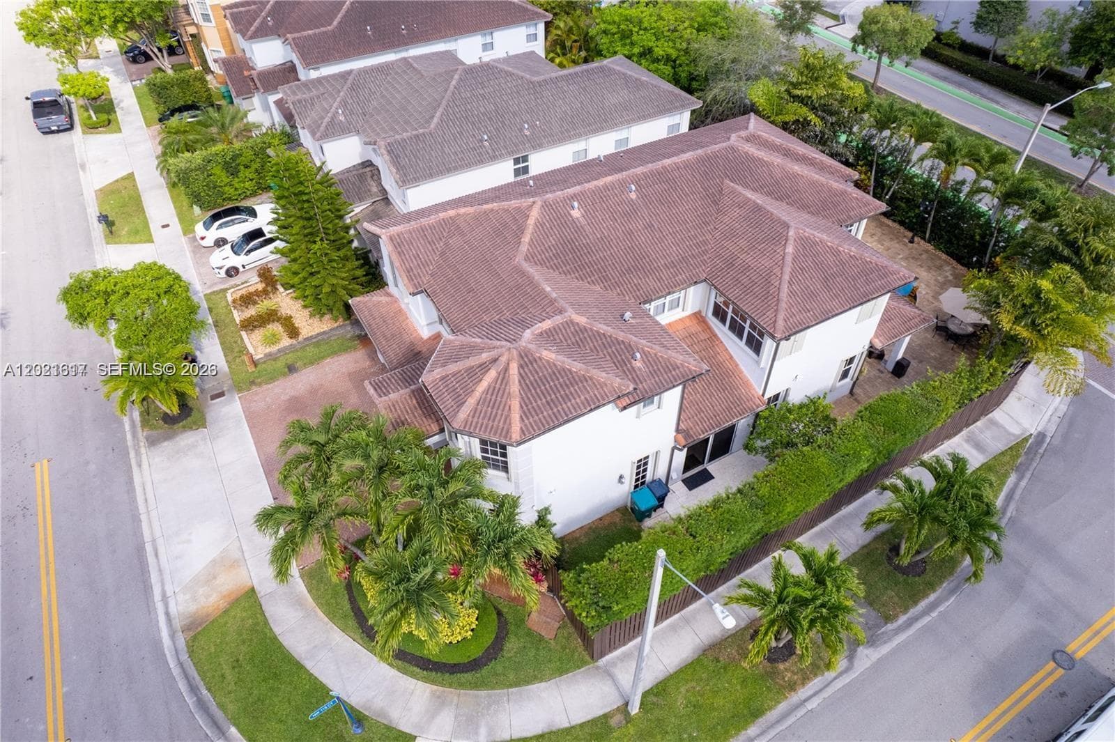 11530 NW 82nd Ter, Doral FL 33178 — 3
