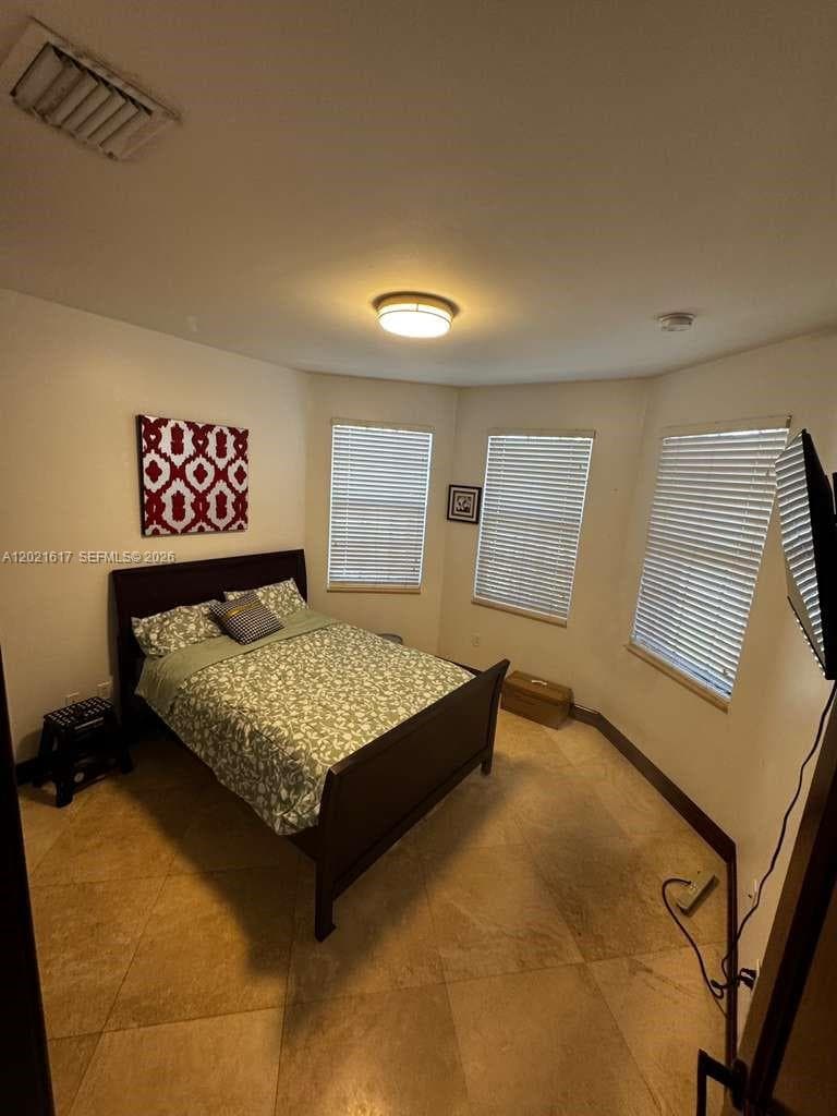 11530 NW 82nd Ter, Doral FL 33178 — 18