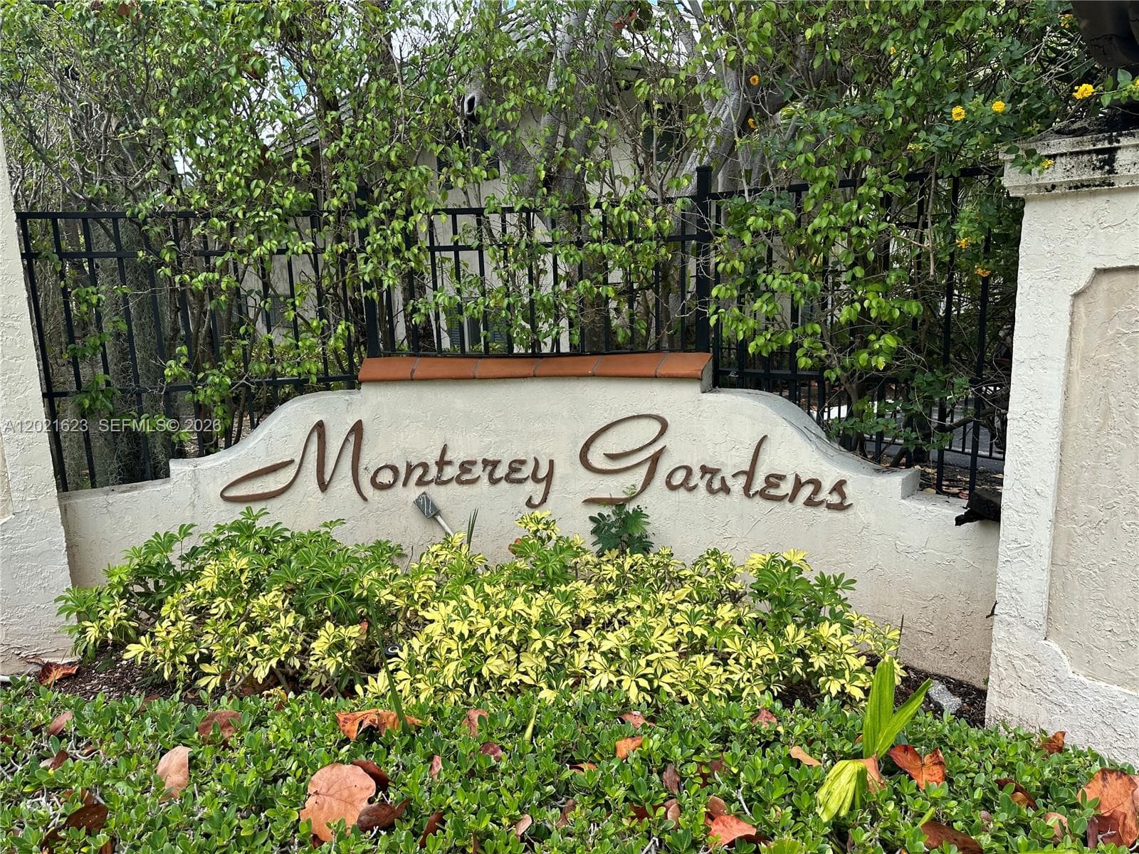 8617 SW 68th Ct # 26, Pinecrest FL 33156 — 2