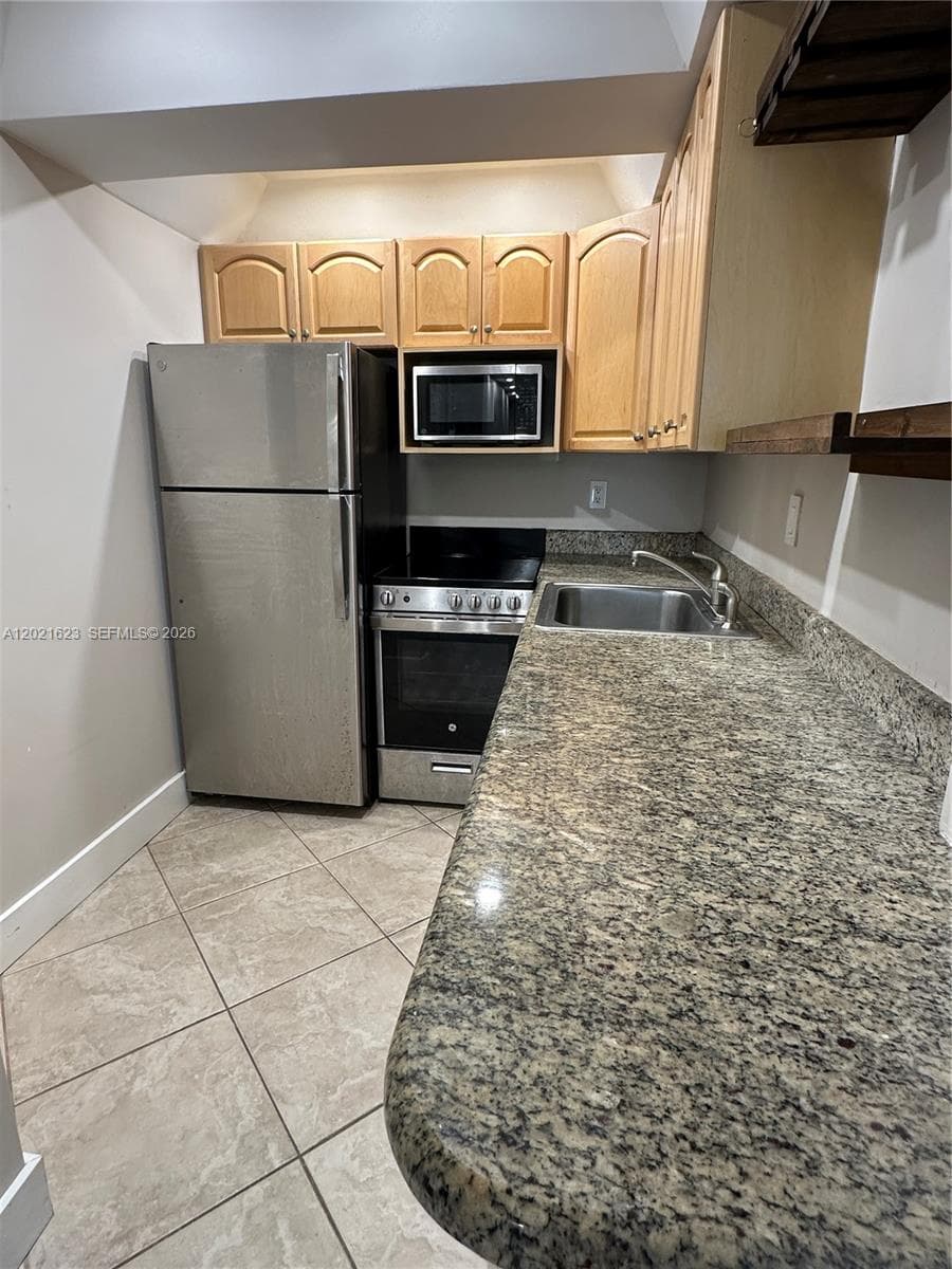 8617 SW 68th Ct # 26, Pinecrest FL 33156 — 9