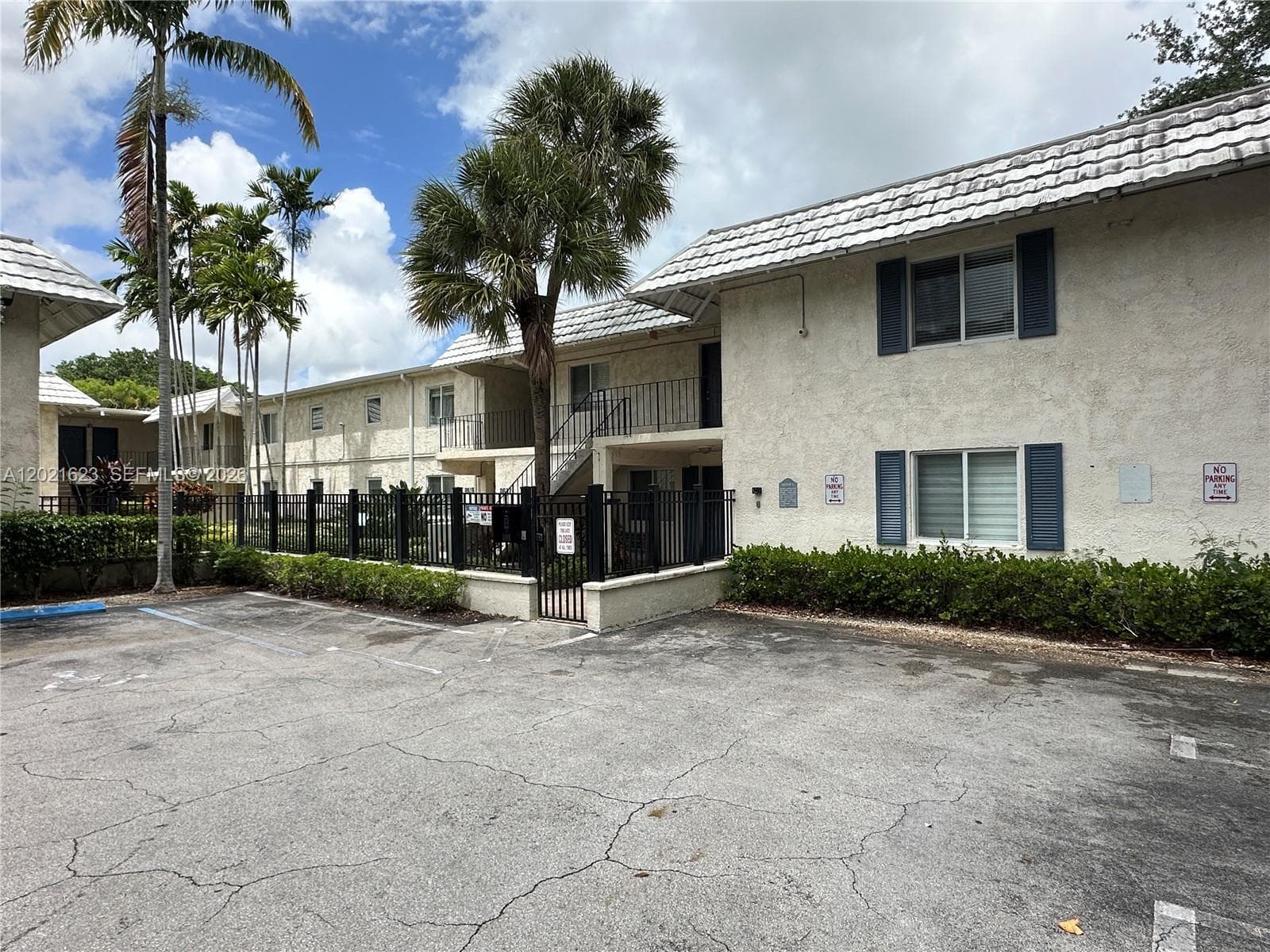 8617 SW 68th Ct # 26, Pinecrest FL 33156 — 4