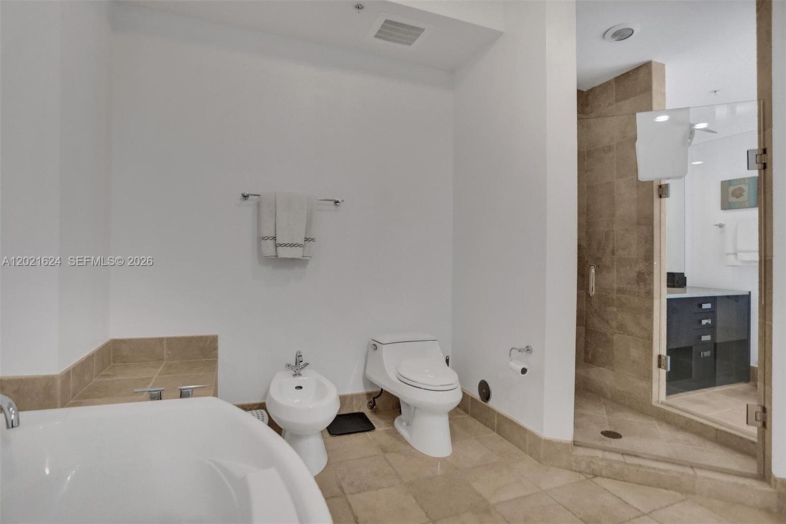 18201 COLLINS AV # 4108, Sunny Isles Beach FL 33160 — 24