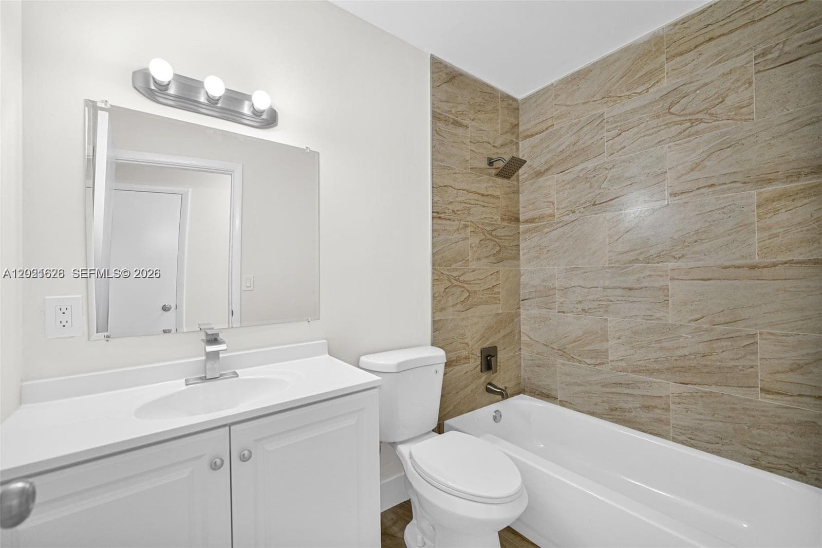 11810 NE 14th Ave # 11810, Miami FL 33161 — 13
