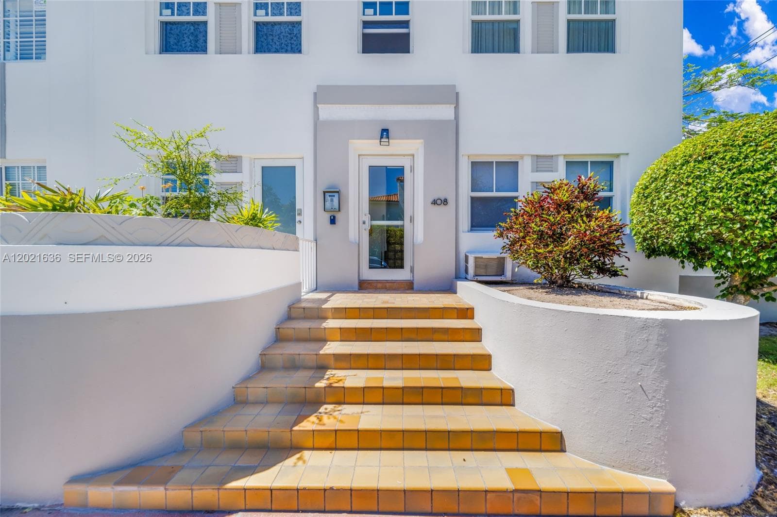 408 W 25th St # 8, Miami Beach FL 33140 — 17