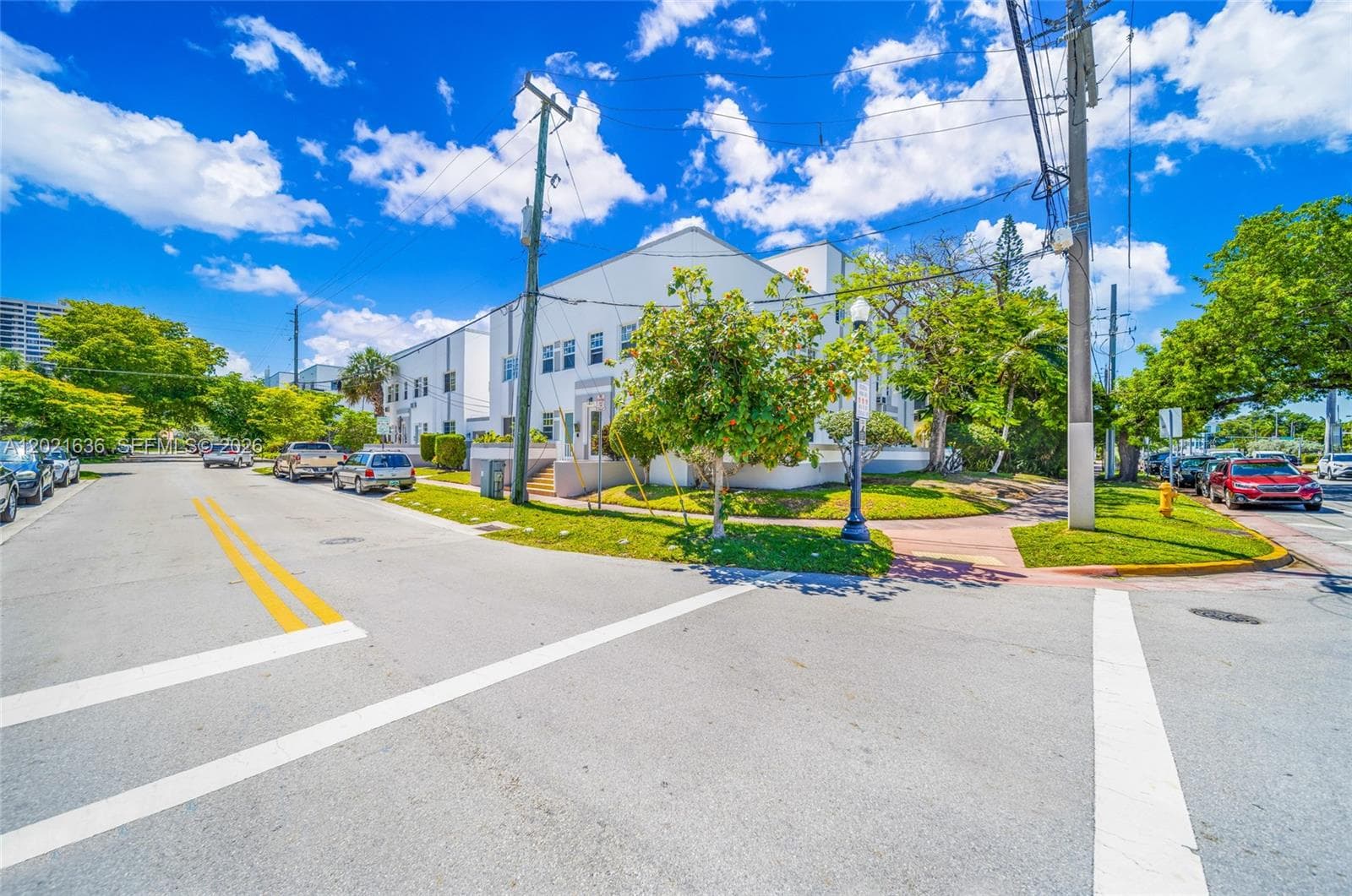 408 W 25th St # 8, Miami Beach FL 33140 — 22