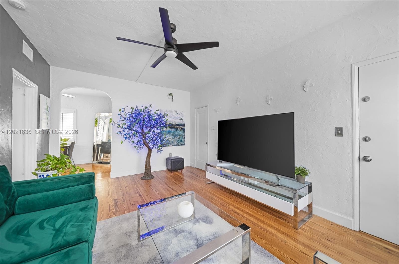 408 W 25th St # 8, Miami Beach FL 33140 — 10