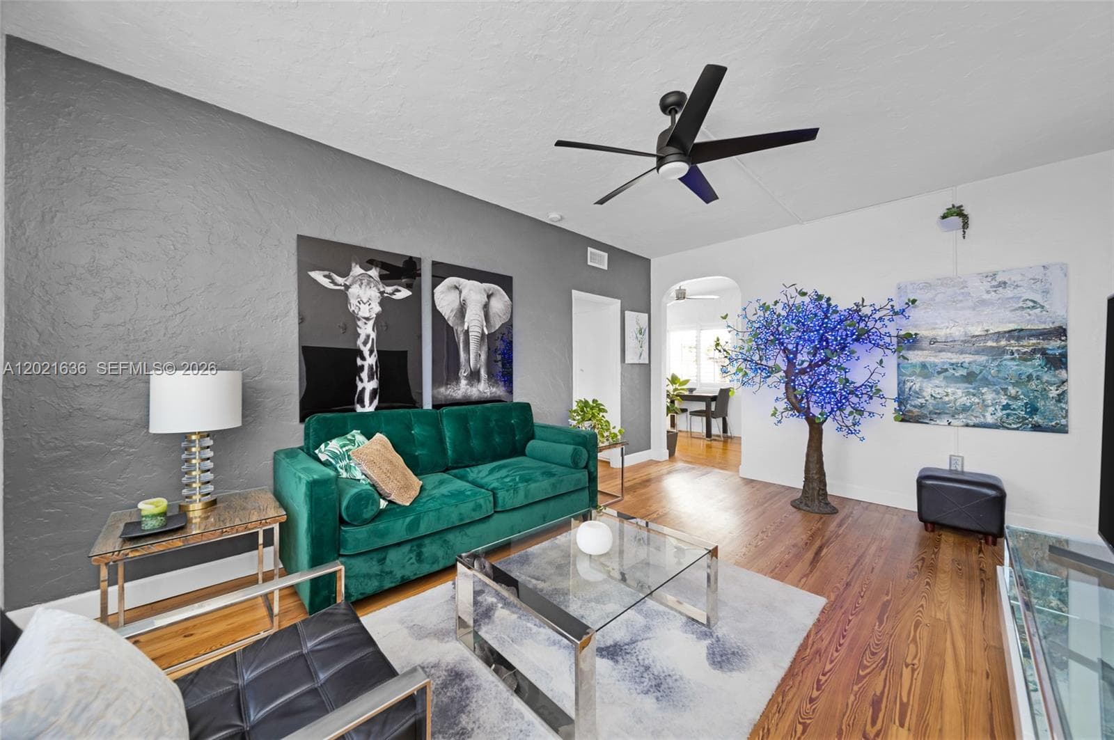 408 W 25th St # 8, Miami Beach FL 33140 — 8