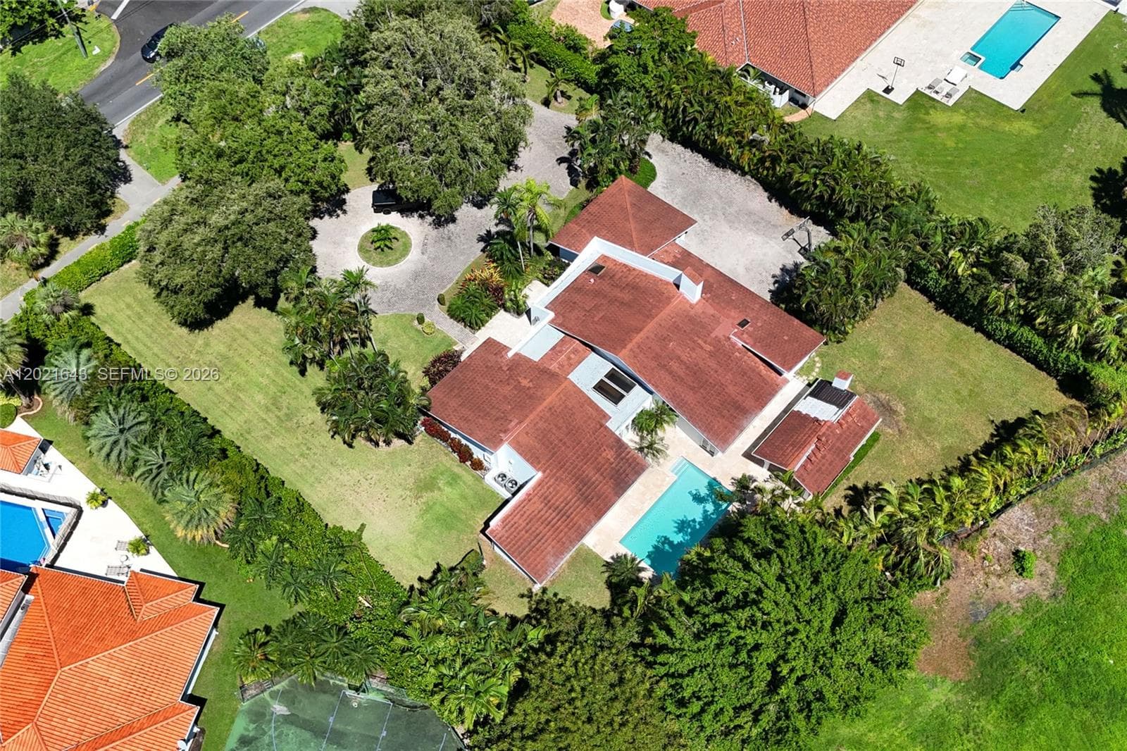 8303 Old Cutler Rd, Coral Gables FL 33143 — 43