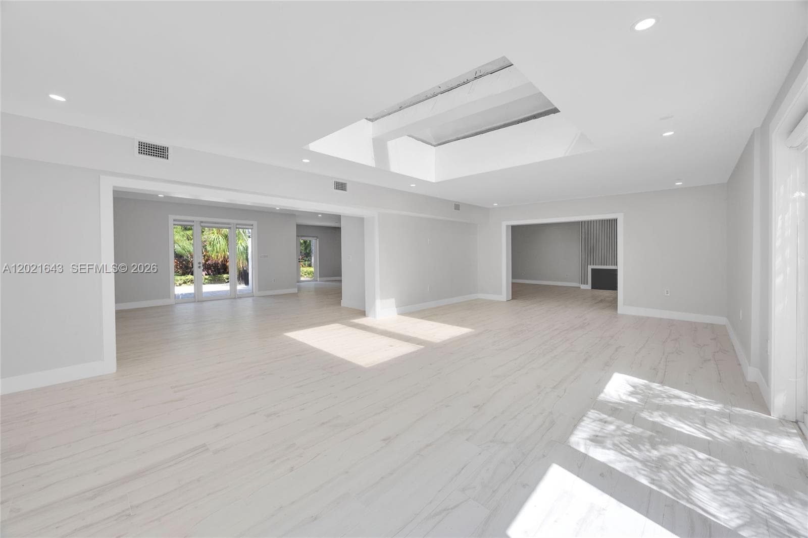 8303 Old Cutler Rd, Coral Gables FL 33143 — 16