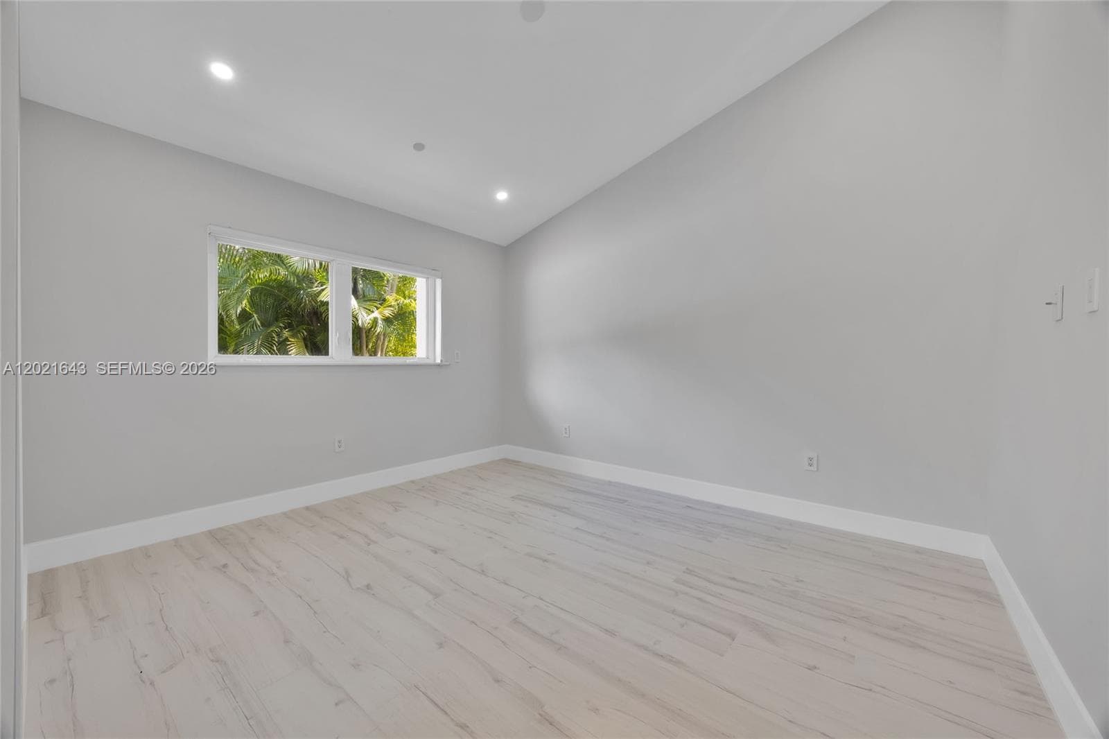 8303 Old Cutler Rd, Coral Gables FL 33143 — 26
