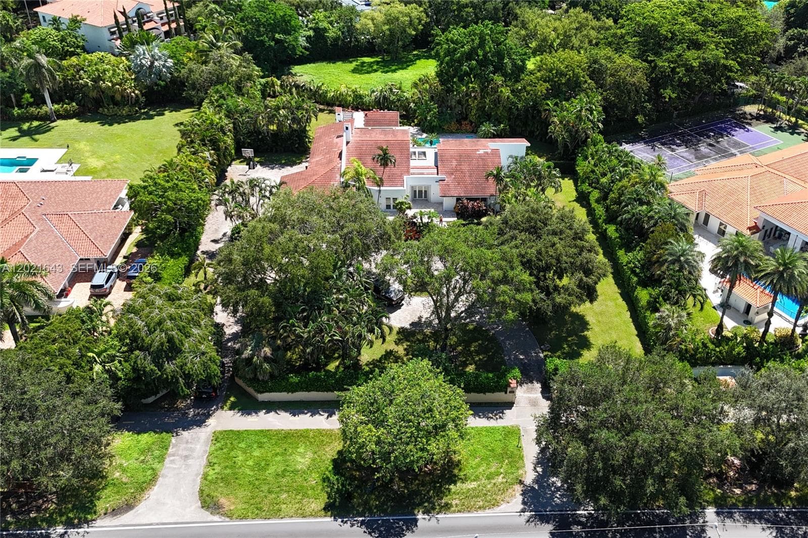 8303 Old Cutler Rd, Coral Gables FL 33143 — 36