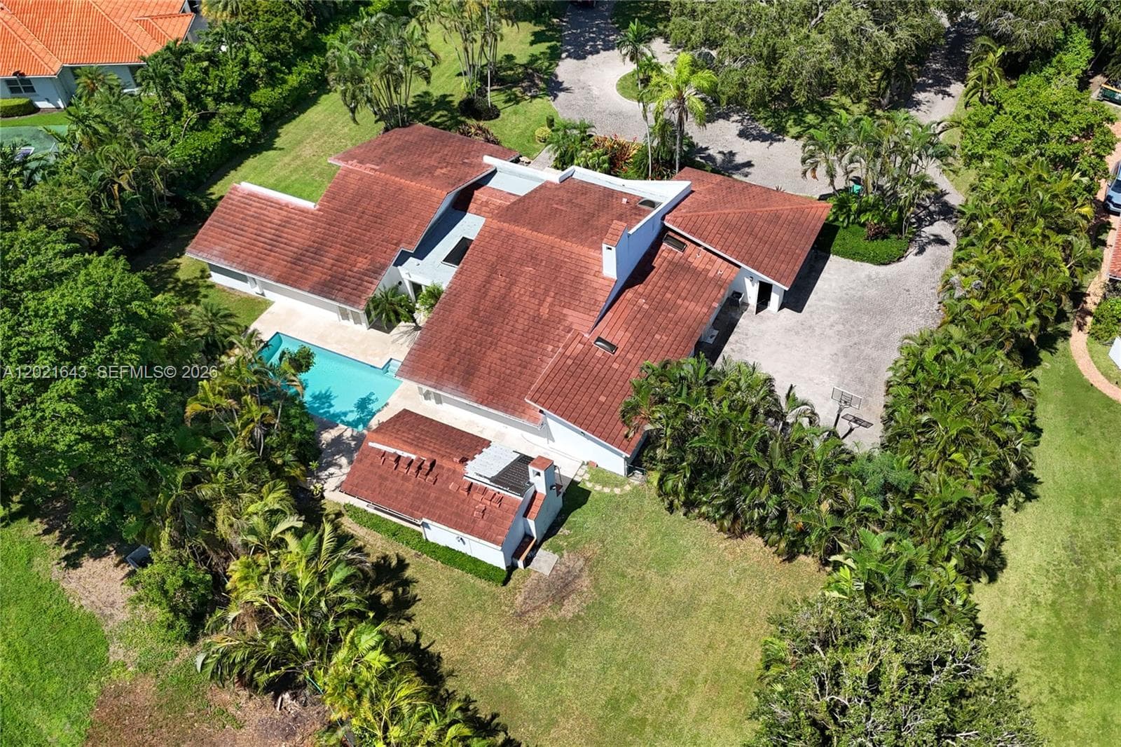 8303 Old Cutler Rd, Coral Gables FL 33143 — 45