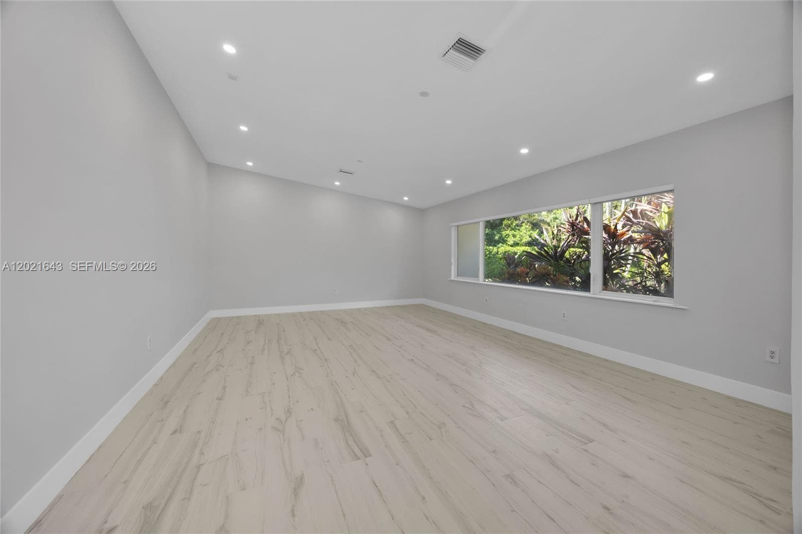 8303 Old Cutler Rd, Coral Gables FL 33143 — 18