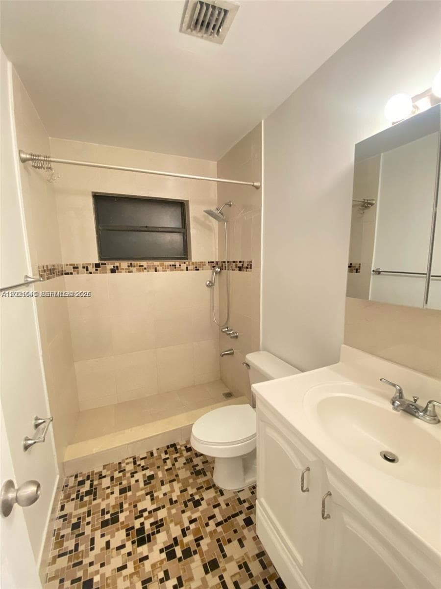Vanderbilt Park Townhouse, Miami, FL — 7