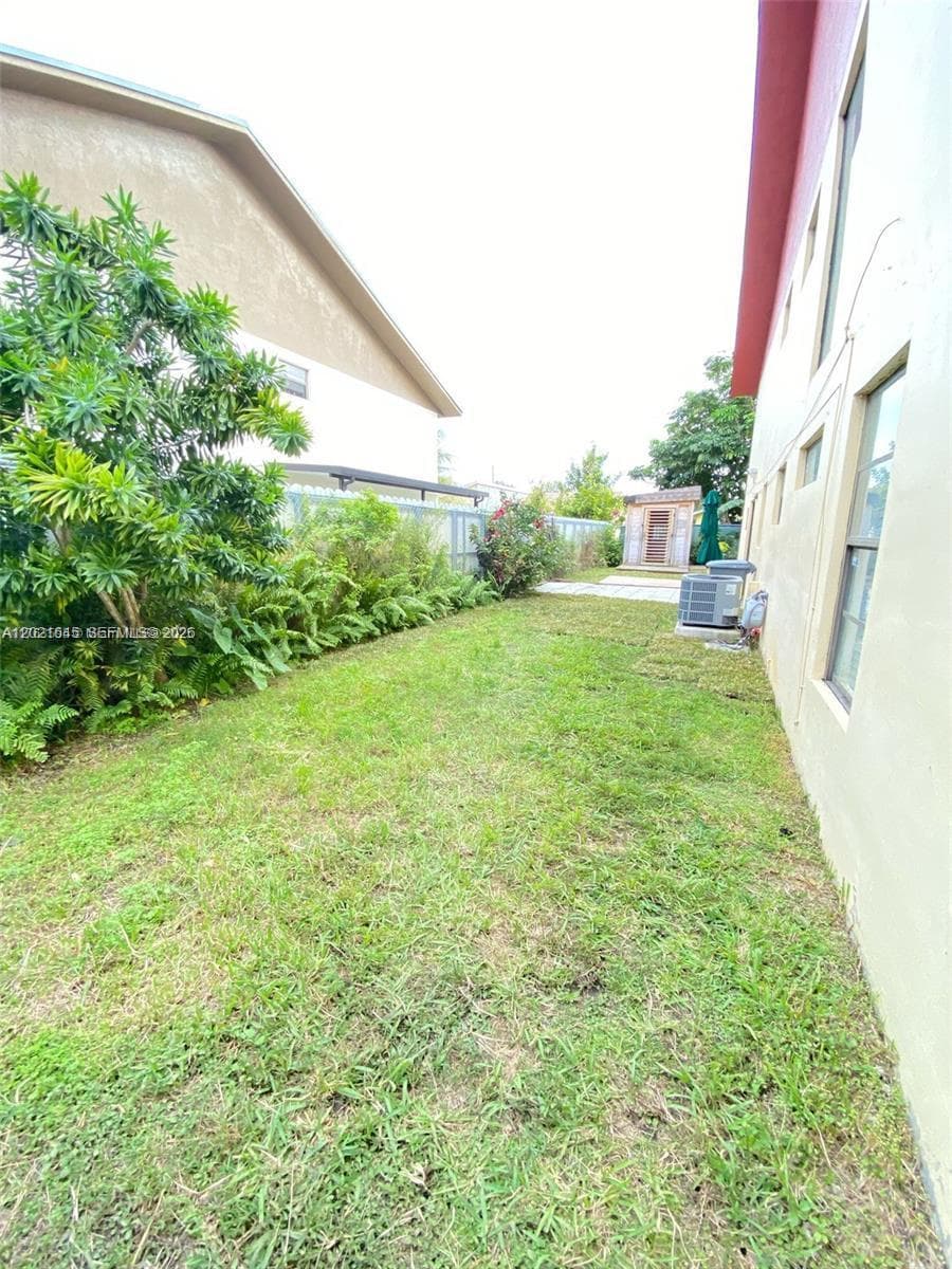 Vanderbilt Park Townhouse, Miami, FL — 21