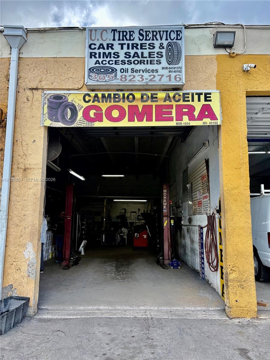 11750 NW 87th Pl, Hialeah Gardens FL 33018 — 1