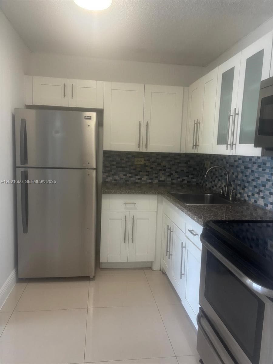 7120 NW 179th St # 106, Hialeah FL 33015 — 1