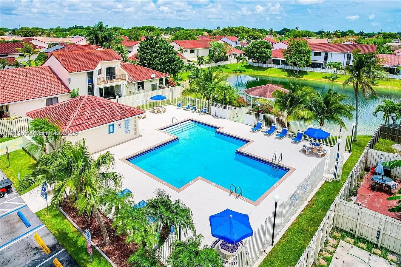 1711 San Remo Cir, Homestead FL 33035 — 29