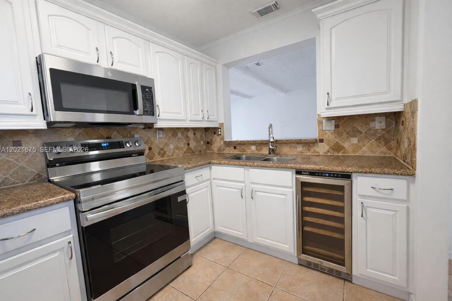 15761 SW 137 ave # 202, Miami FL 33177 — 1